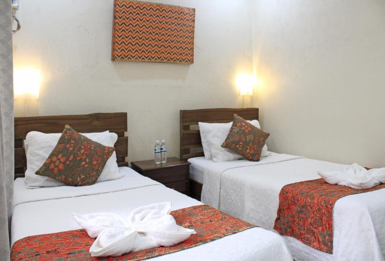 Balaibinda Lodge Coron Bagian luar foto